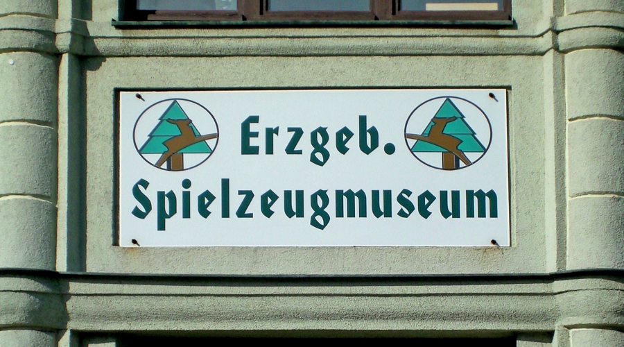 hotel-berghof-spielzeugmuseum